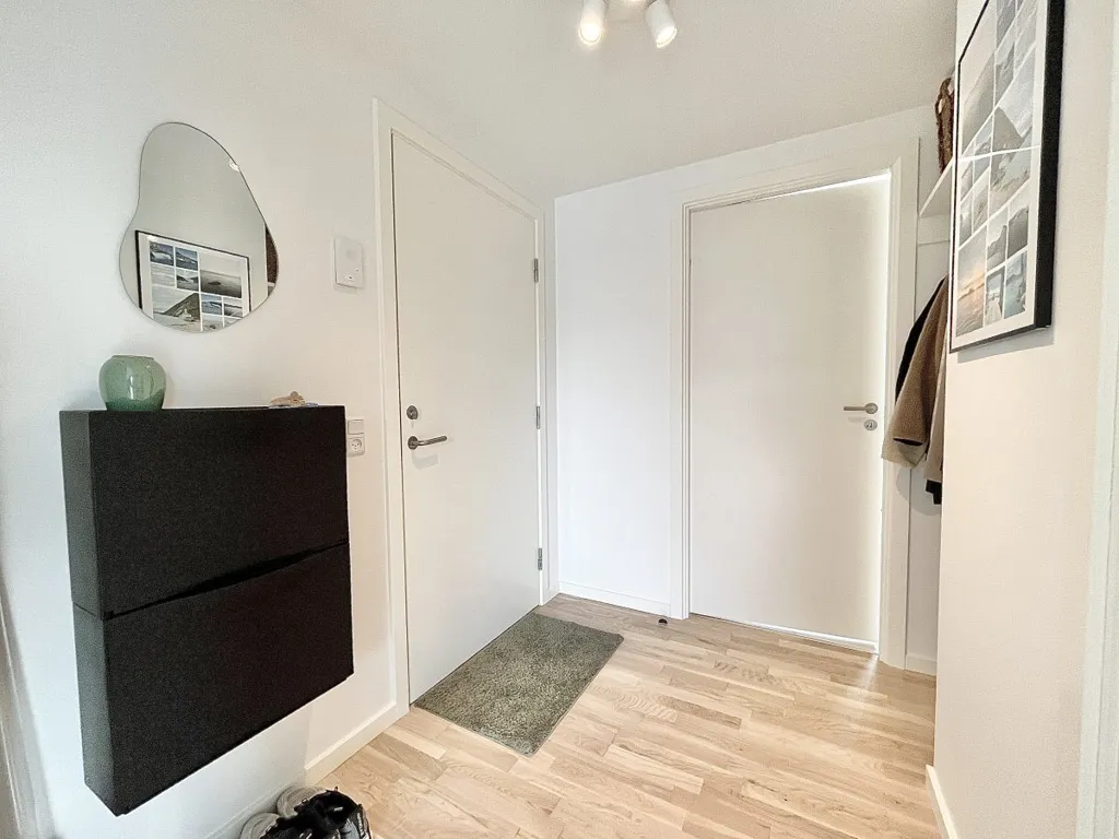 Esik - Modern Flat with Balcony in Aalborg