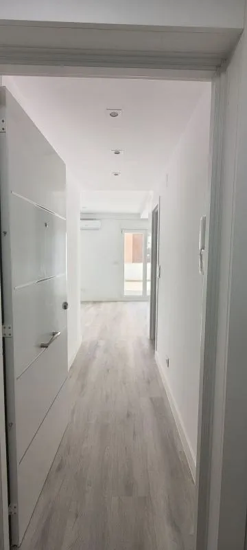 Hallway - Studio with Air Conditioning in Majadahonda Centre