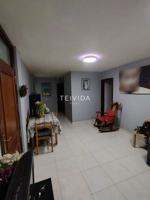 Soggiorno - Apartment with Terrace in Santa Clara