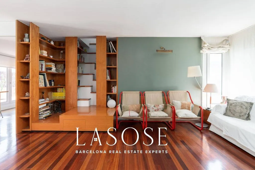 Living Room - Duplex Penthouse with Pool in Tres Torres, Barcelona