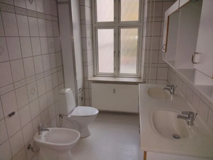 Salles de bain - Spacious Flat with South-Facing Terrace in Odense C