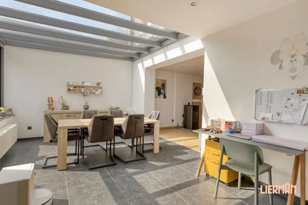 Salle à manger - Maison Rénovée avec Terrasse à Aalst