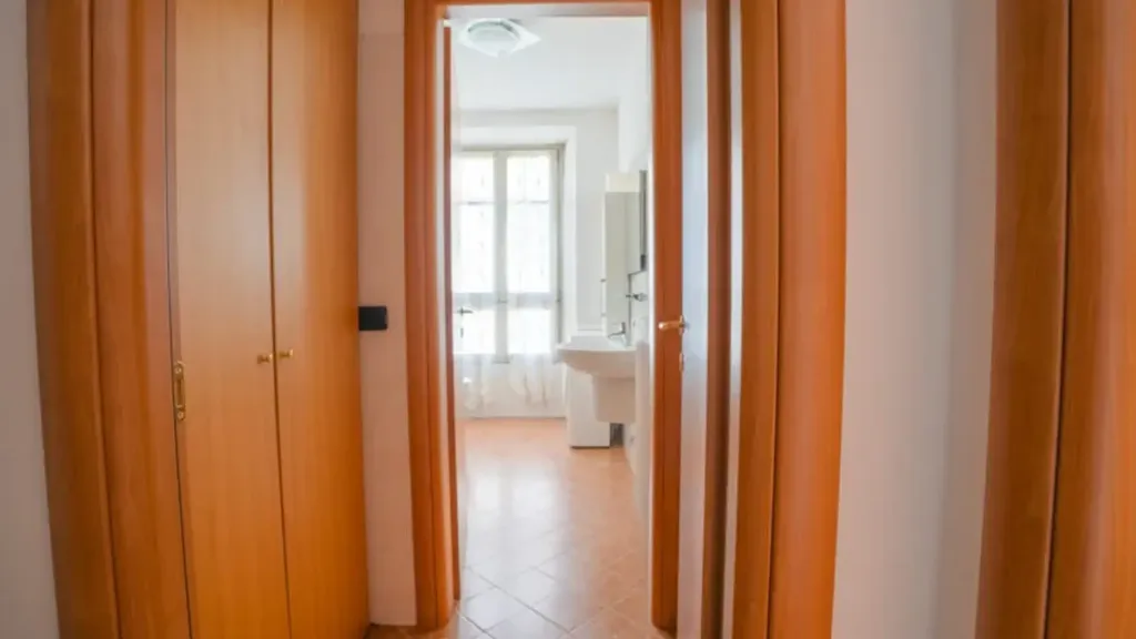 Esik - Lakefront Apartment with Garage in Menaggio