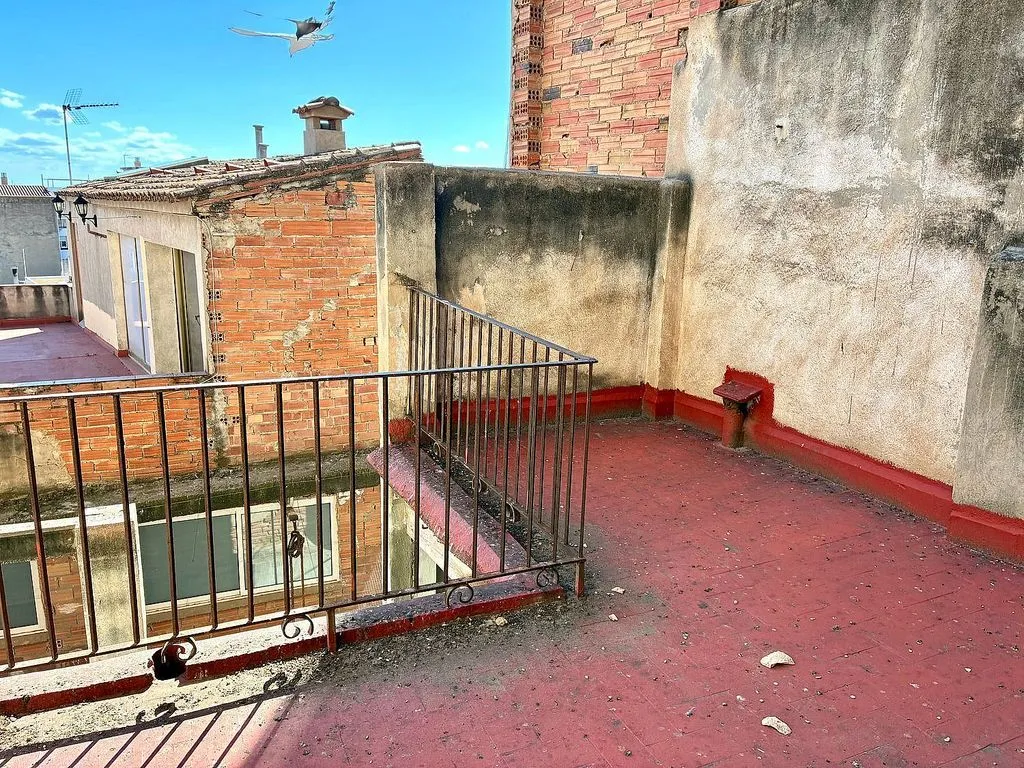balcony