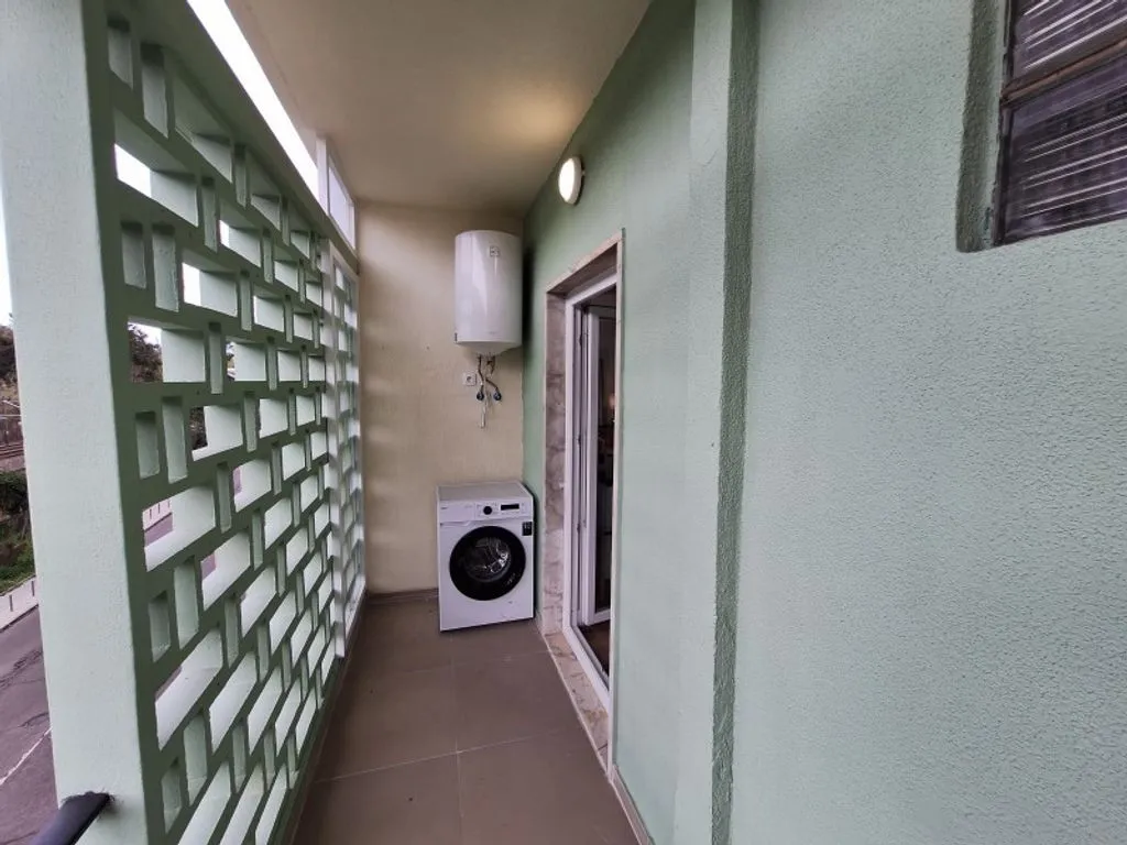 Balcon - Luxury Flat with Balcony in Calhariz de Benfica