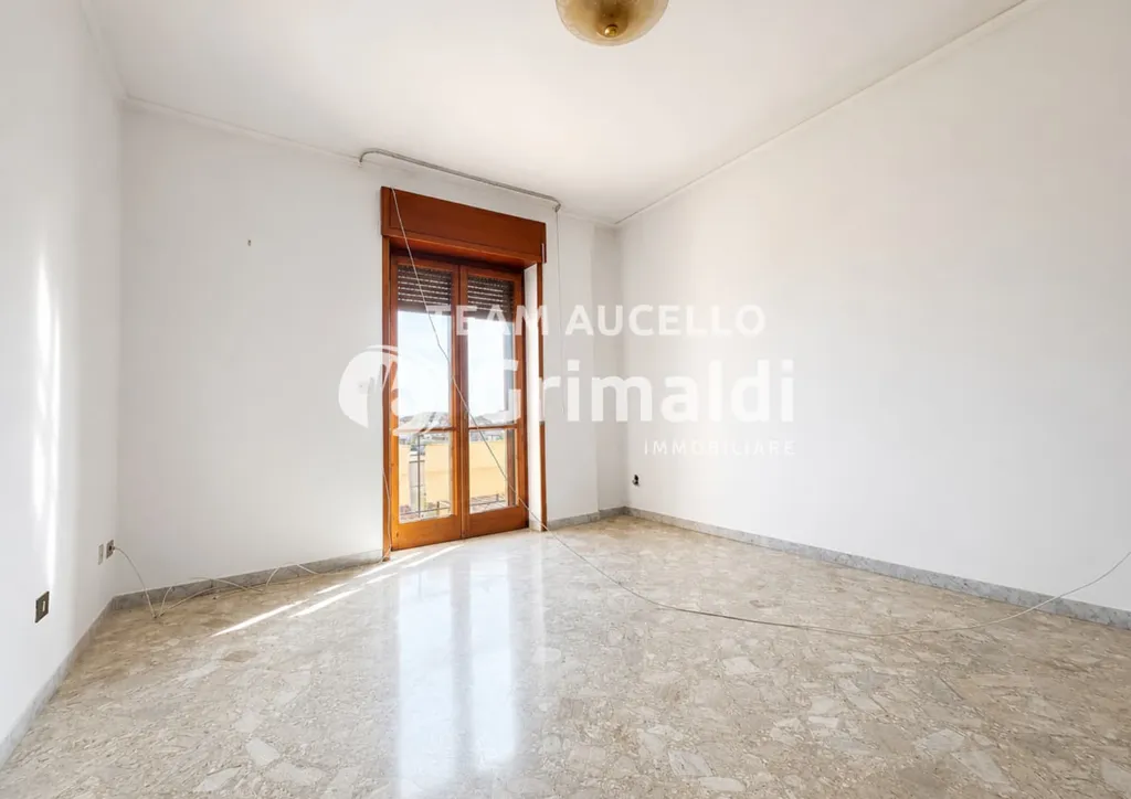 Pièces - Spacious Apartment with Triple Exposure in Pontecagnano Faiano