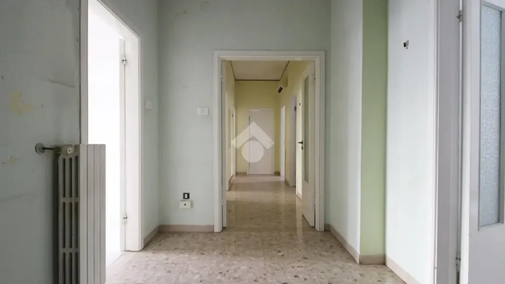 hallway_entrance