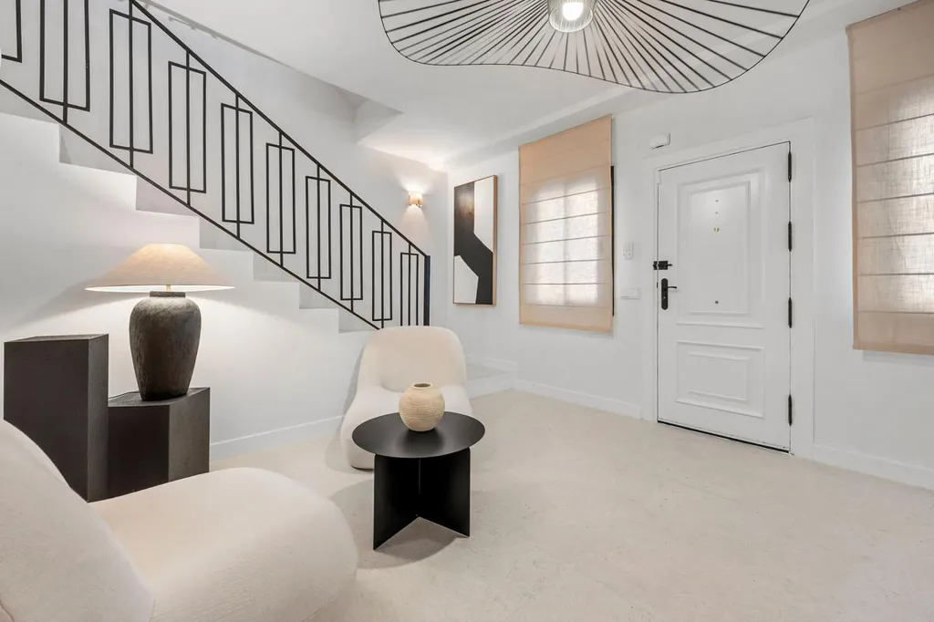 Esik - Renovated Townhouse with Golf View in Marbella