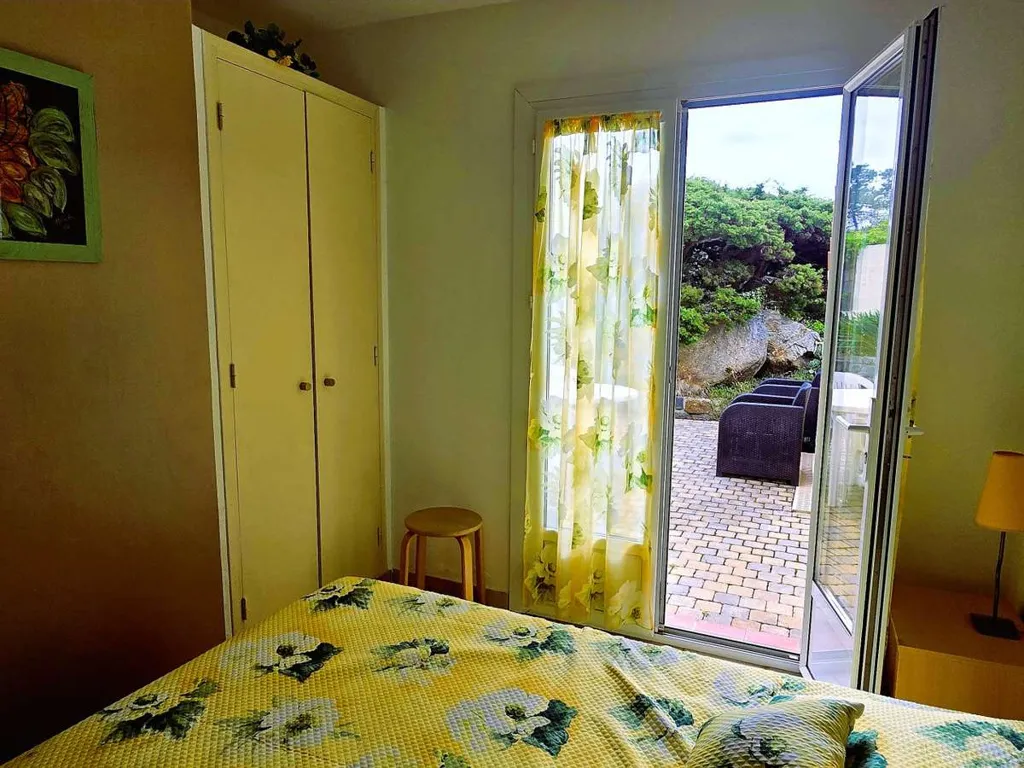 Magamistoad - Villa Flat with Garden, 30m from Beach, Abbartello
