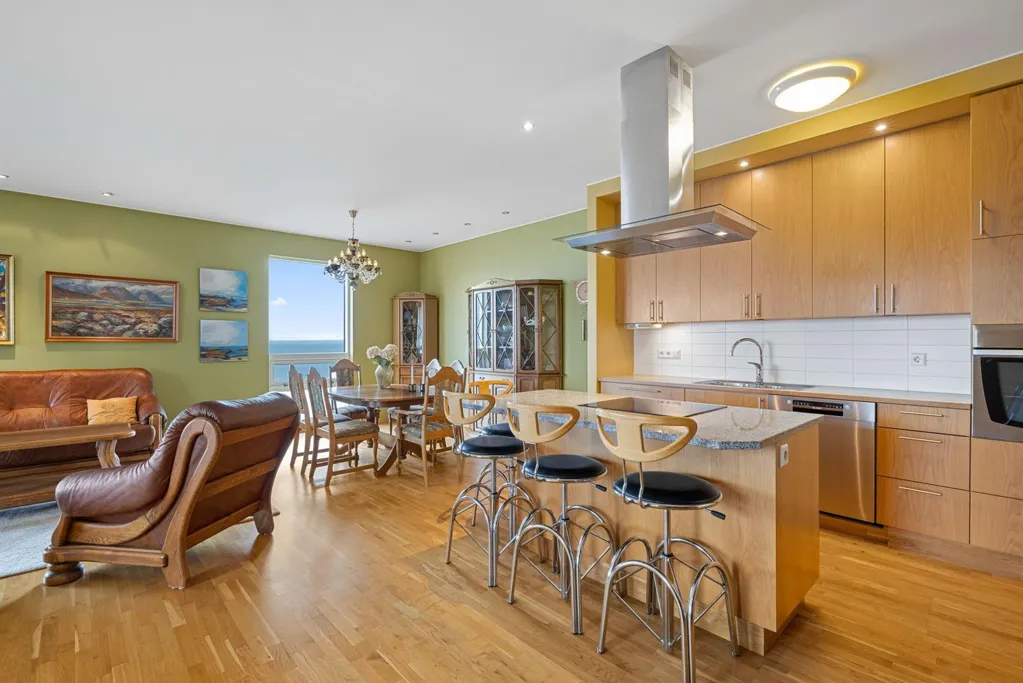 Köök - Apartment with Private Parking in Reykjavik