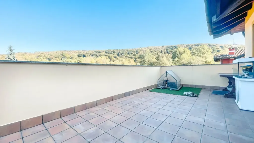 Terrasse - Luxury Villa with Pool in Brovello-Carpugnino