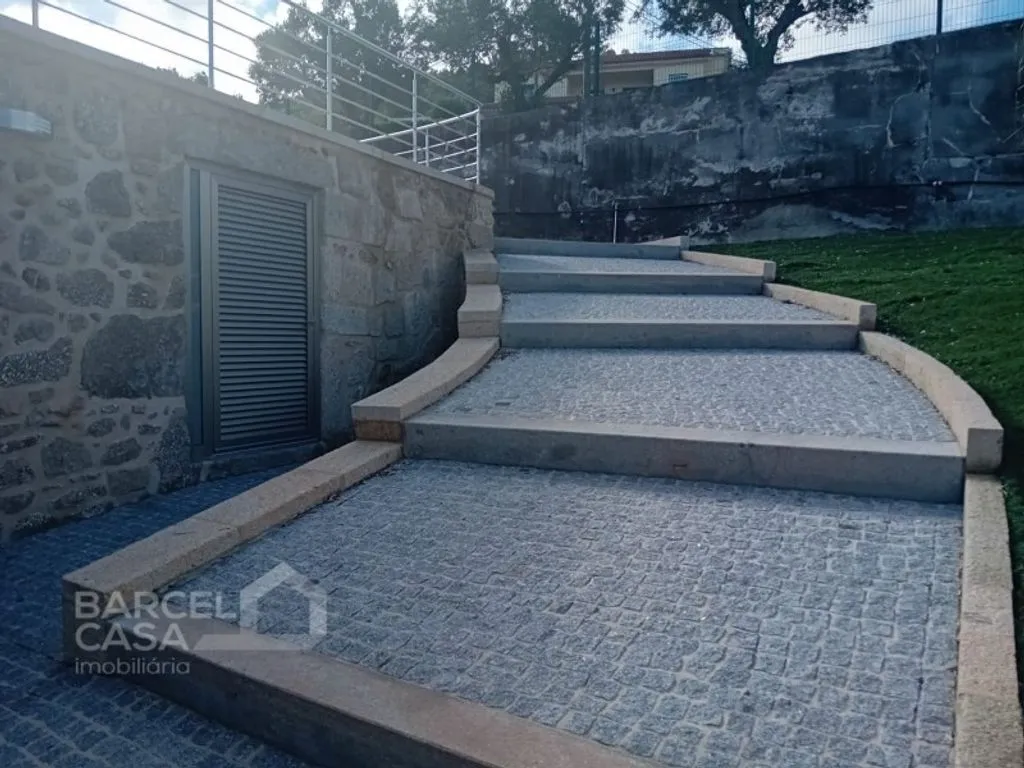Pièces - Luxury House with Stone Architecture in Barcelos