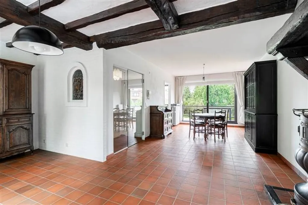 Salle à manger - Bel-étage avec Jardin et Terrasse à Merksem