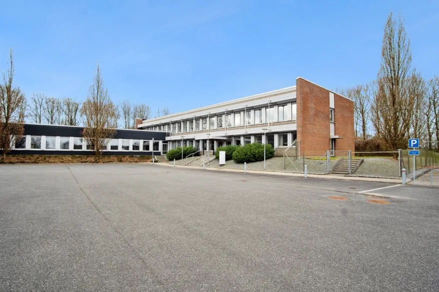 Exterior - Warehouse with 12 Gates in Kolding South