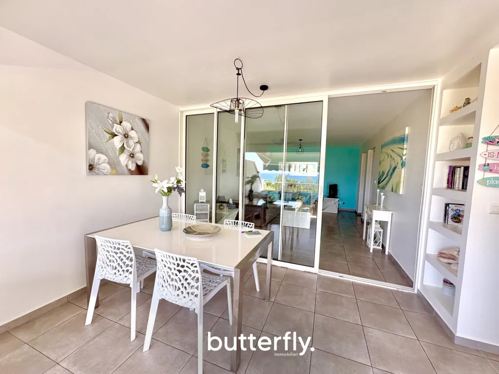 Söögituba - Sea View Apartment in St François