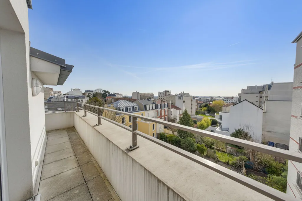 Balcon - Appartement de 4 Pièces avec Balcon à Nogent-sur-Marne