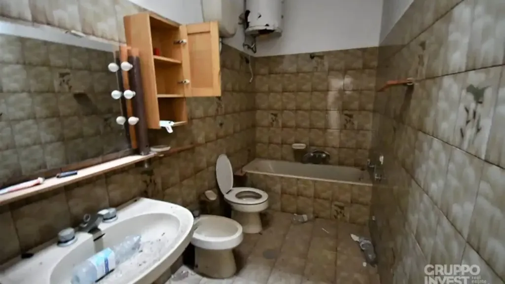 Salles de bain - Restoration Villa with Garden in Cisternino