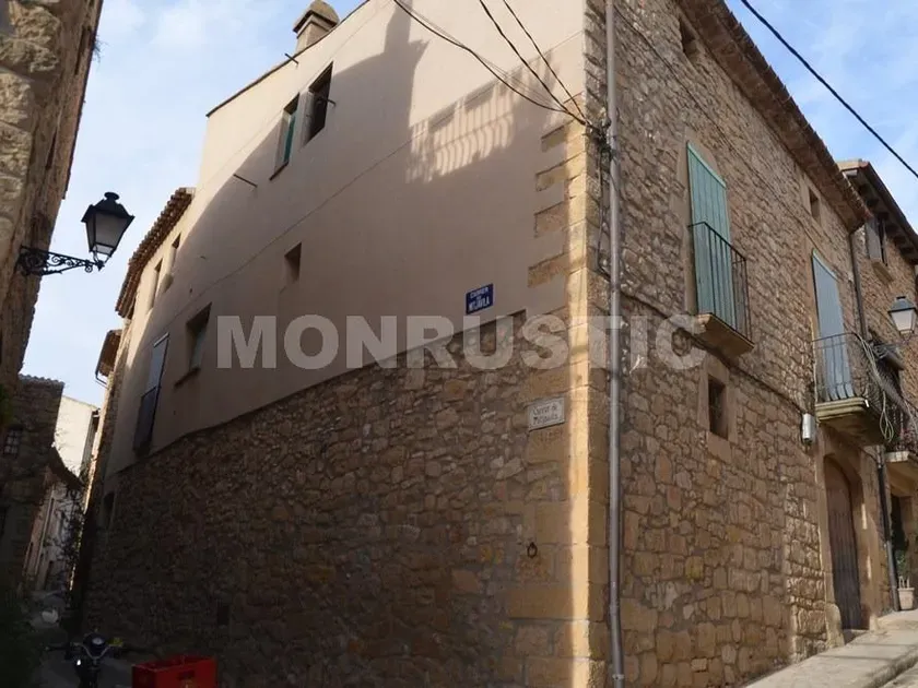 Esterno - Chalet with Workshop in El Vilosell, Lleida