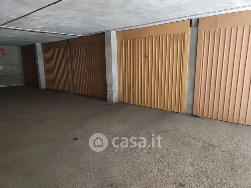 Garage - Trilocale with Panoramic Terrace in Saint-Vincent