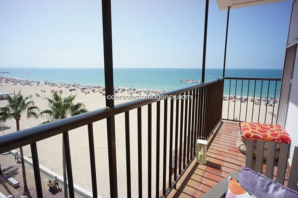 Balcony - Chalet with Pool and Terrace in La Costilla