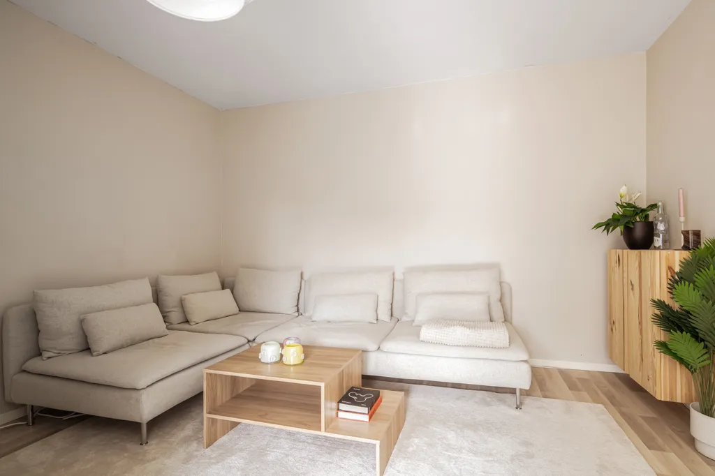Elutuba - Modern 1.5-Bedroom Flat with Large Terrace in Askim