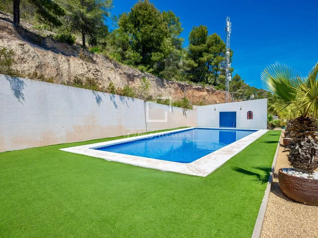 Bassein - Contemporary Villa with Pool in Calpe