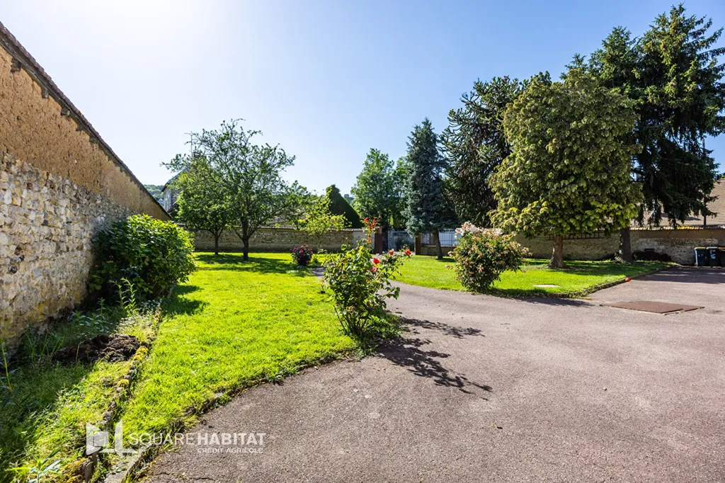 Jardin - Bungalow de plain-pied avec jardin à Saint-Pierre-d'Autils