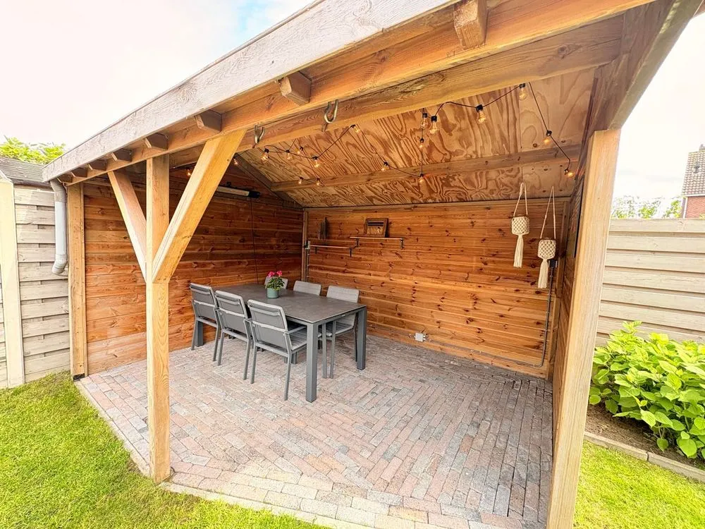 Terrasse - Spacious House with Garden in 's-Gravenpolder