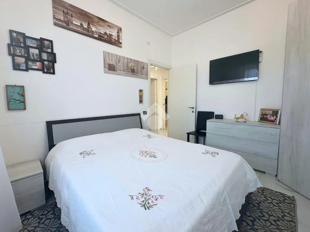 Chambres - Renovated Apartment with Balcony in Ancona
