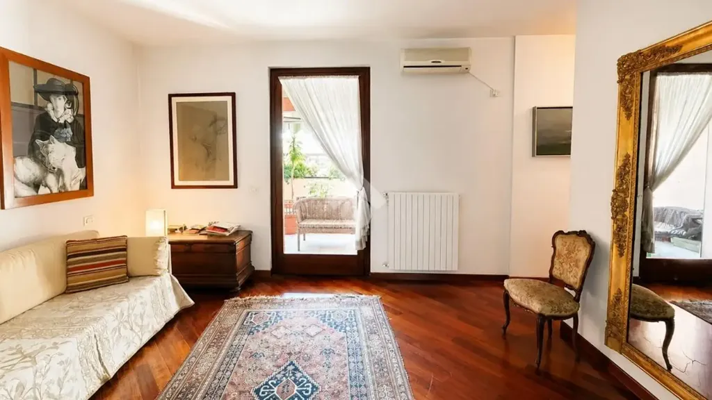 Soggiorno - Apartment with Terrace in Brescia