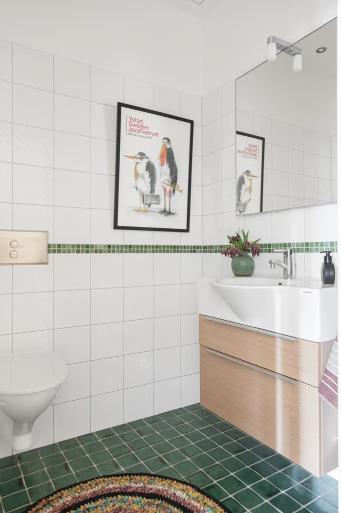 Vannitoad - Apartment with Inner Courtyard near Ystad Theatre