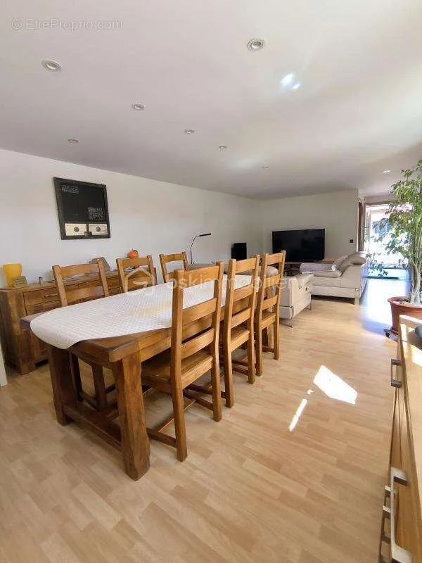 Salle à manger - Maison Mitoyenne avec Terrasse à Wittenheim