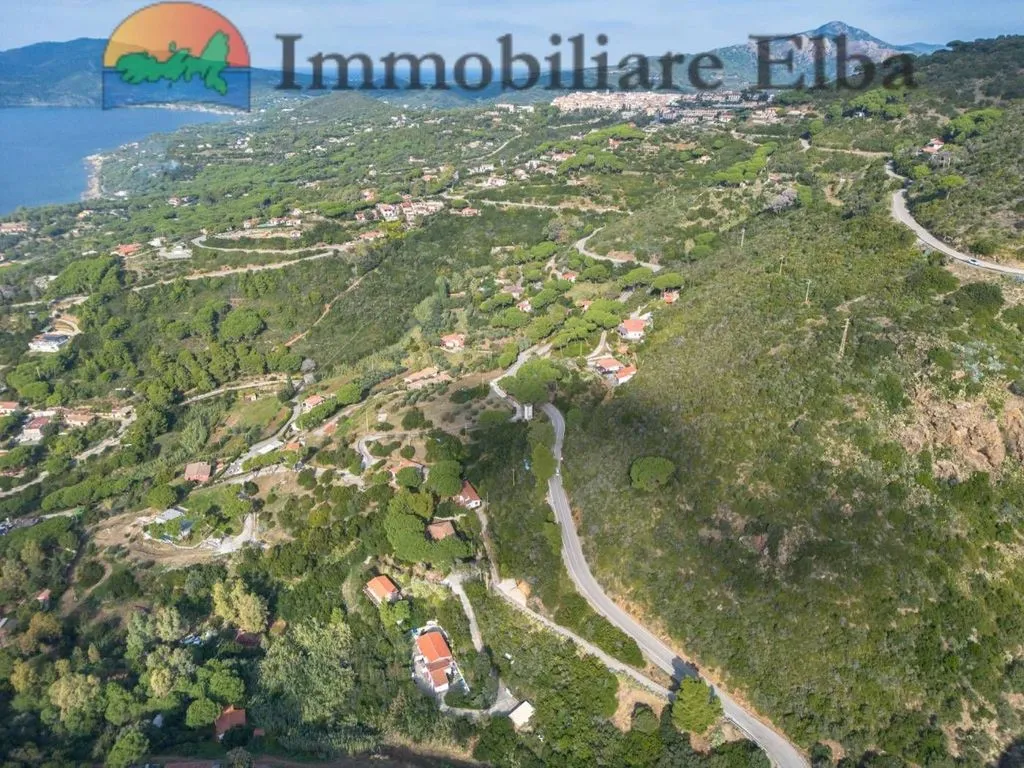 Seaside Villa with Private Garden in Capoliveri