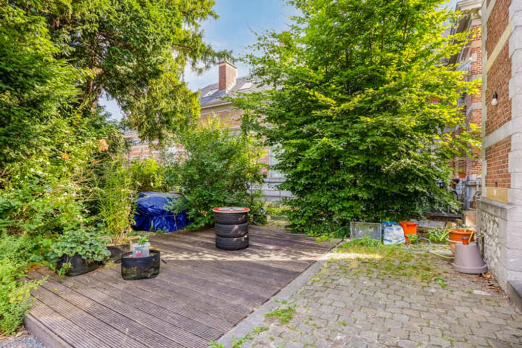 Jardin - Maisonnette Rénovée sur Site Patrimonial à Anderlecht