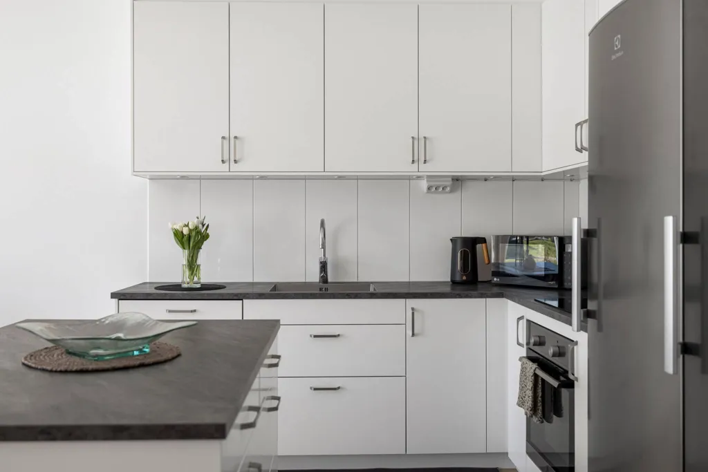 Köök - Modernised Apartment with Sea Access in Halland