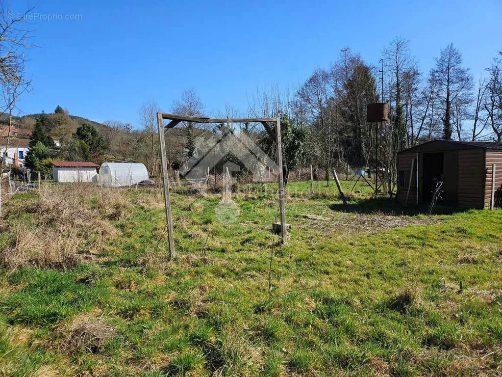 Giardino - Charming Mill House with Water Feature in Saint-Clément