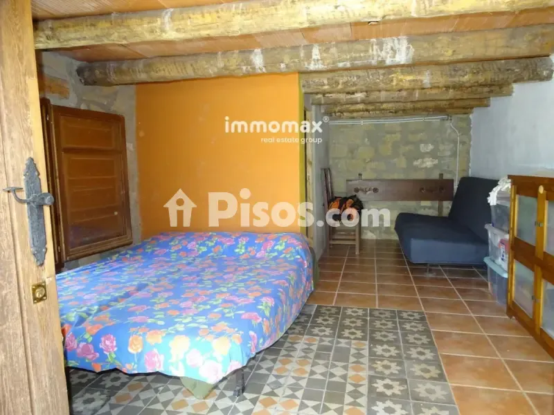 Magamistoad - Rustic Finca with Stone Cottage in Caseres