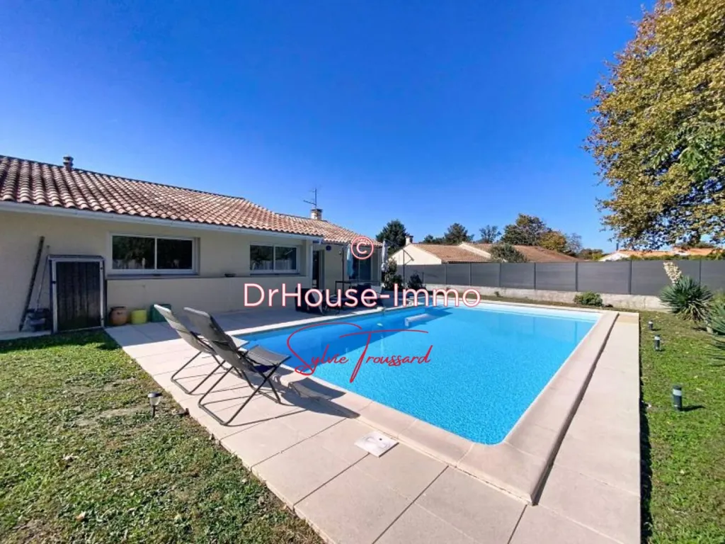 Piscine - Maison Familiale avec Piscine au Haillan