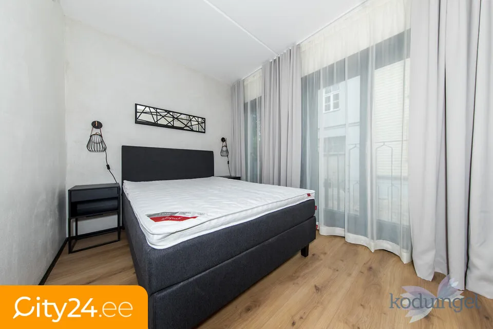Magamistoad - 2-Bedroom Apartment with Modern Kitchen in Kalamaja