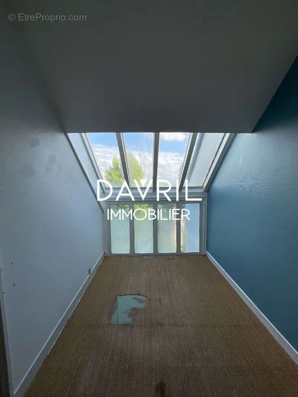 Rooms - Duplex with Terraces in Andrésy