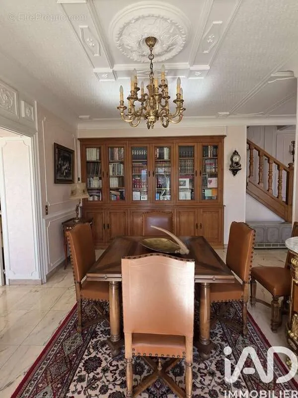 Maison 5 pièces à Marseille-12e