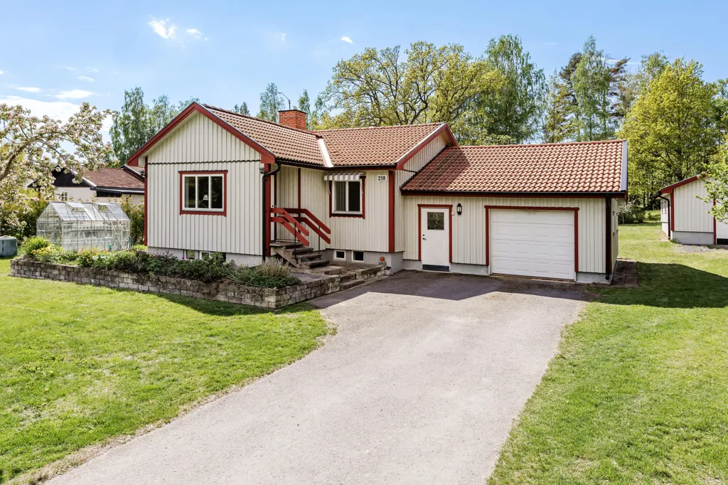 Extérieur - Villa with Garden in Medevi