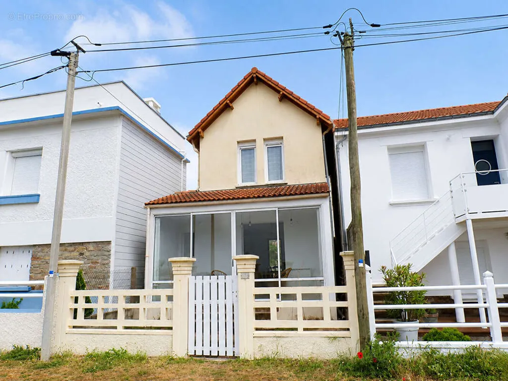 Maison 4 pièces à Saint-Michel-Chef-Chef