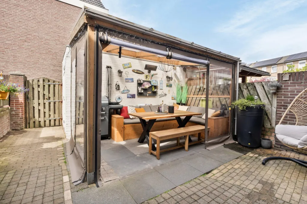 Terrasse - Spacious Semi-detached House with Garden in Blerick