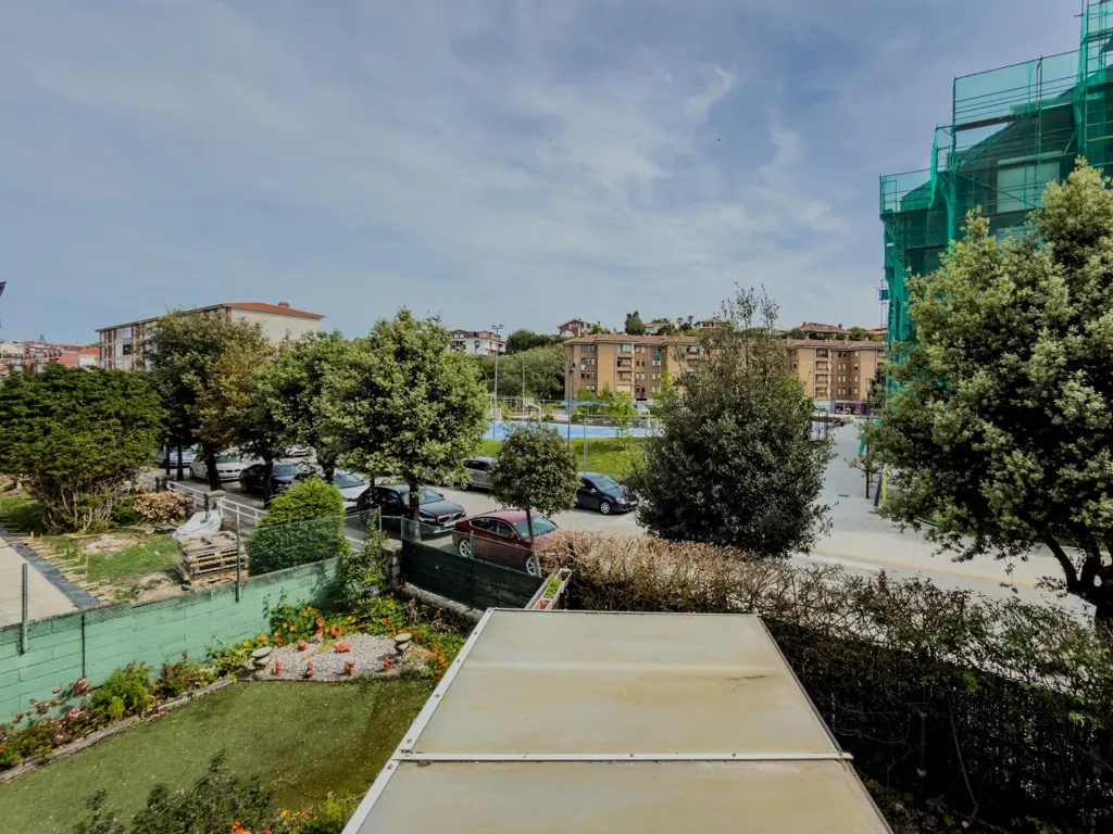 Jardin - Apartment with Sea View in Somo, Cantabria