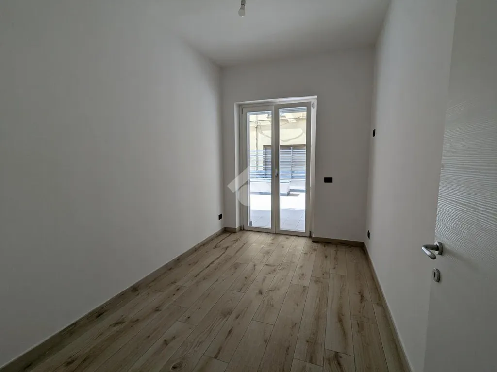 Esik - Apartment with Terrace in Avellino