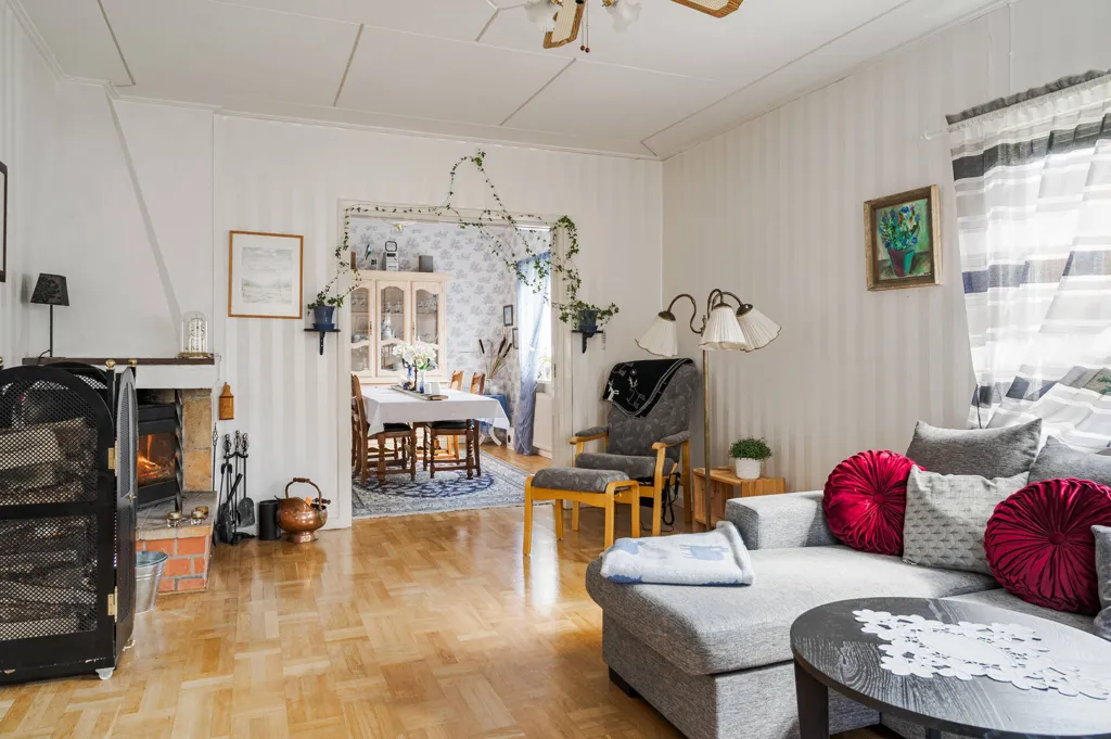 Elutuba - Spacious Cottage with Garden in Ånge