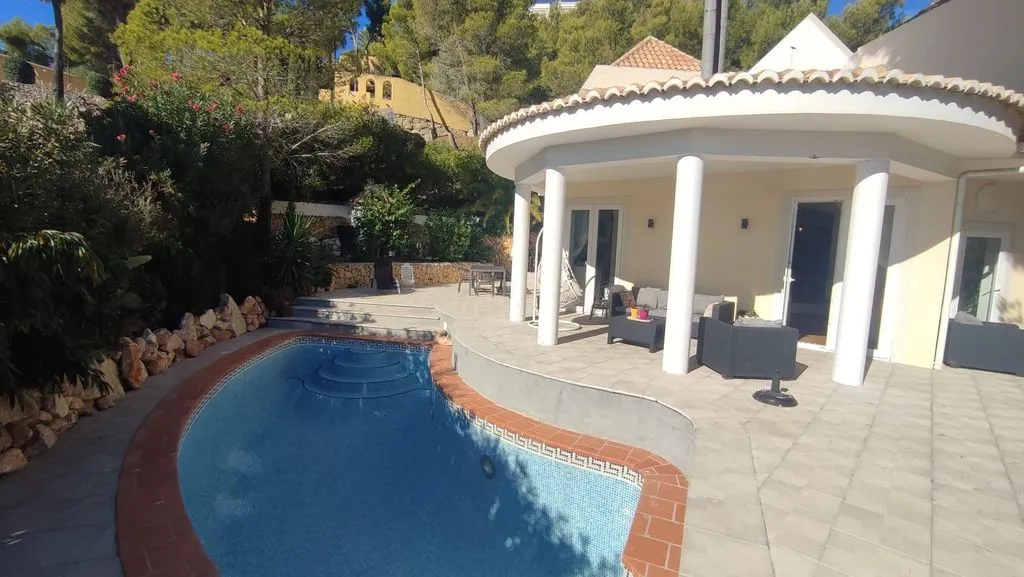 Piscine - Luxury Villa with Sea View in Altea