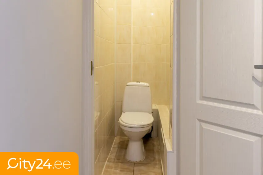Salles de bain - Apartment with Balcony near Centre