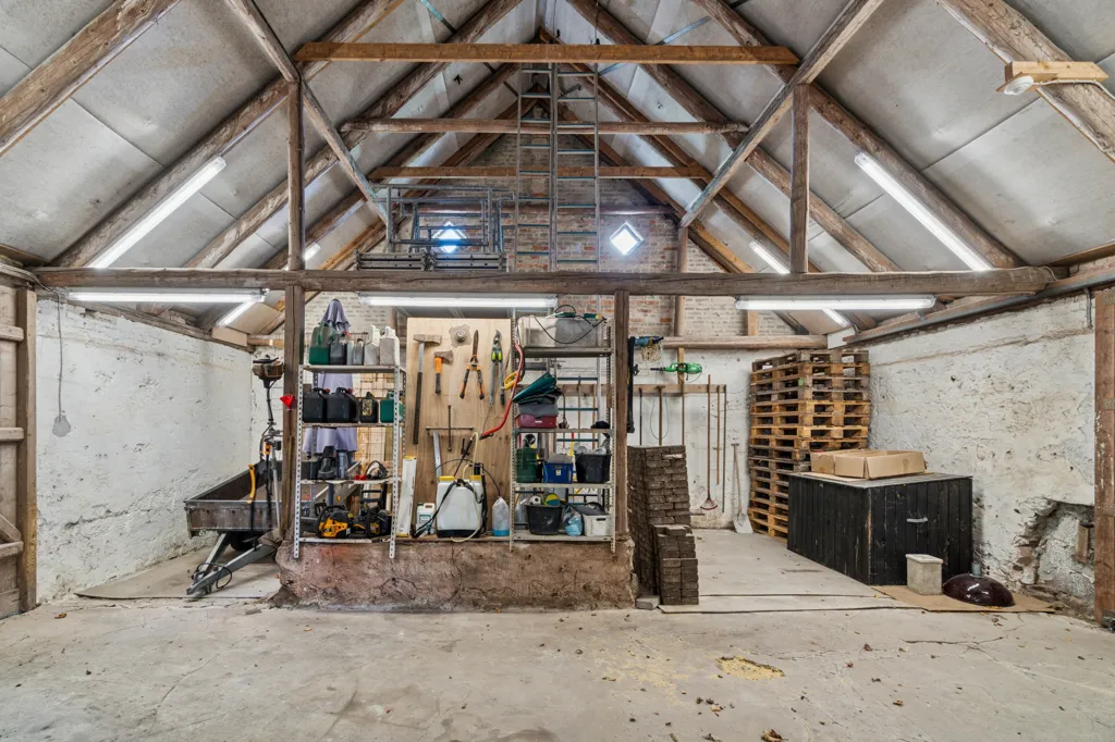 Pièces - Renovated Farmhouse with Open Fields in Låstrup